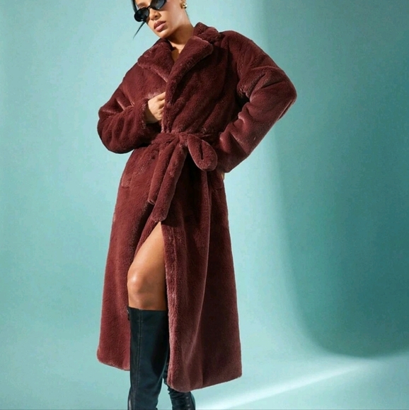 Women Fluffy Coats - Picture 1 of 5